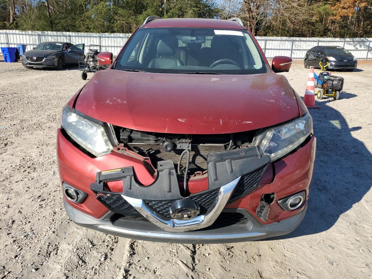 2014 Nissan Rogue - Image 5