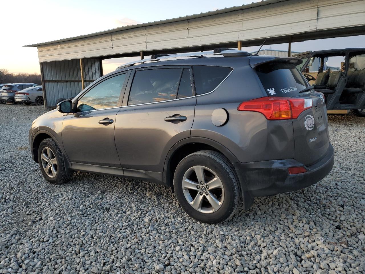 VIN 2T3RFREV2FW357456 2015 TOYOTA RAV4 no.2