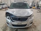 2009 Volkswagen Routan S на продаже в Columbia, MO - Front End