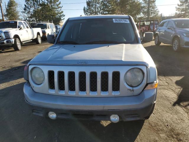  JEEP PATRIOT 2012 Серебристый