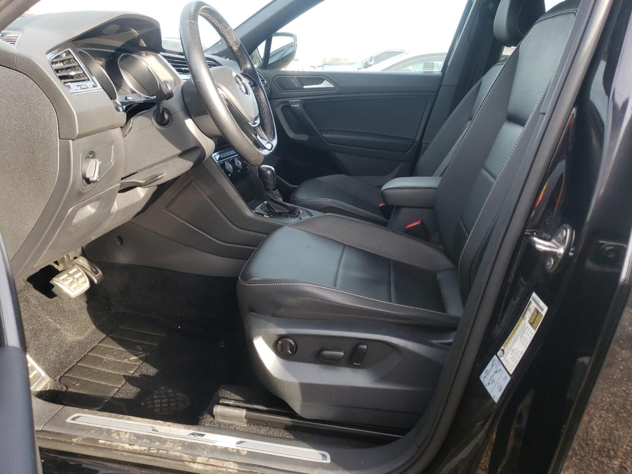 2021 Volkswagen Tiguan - Image 7