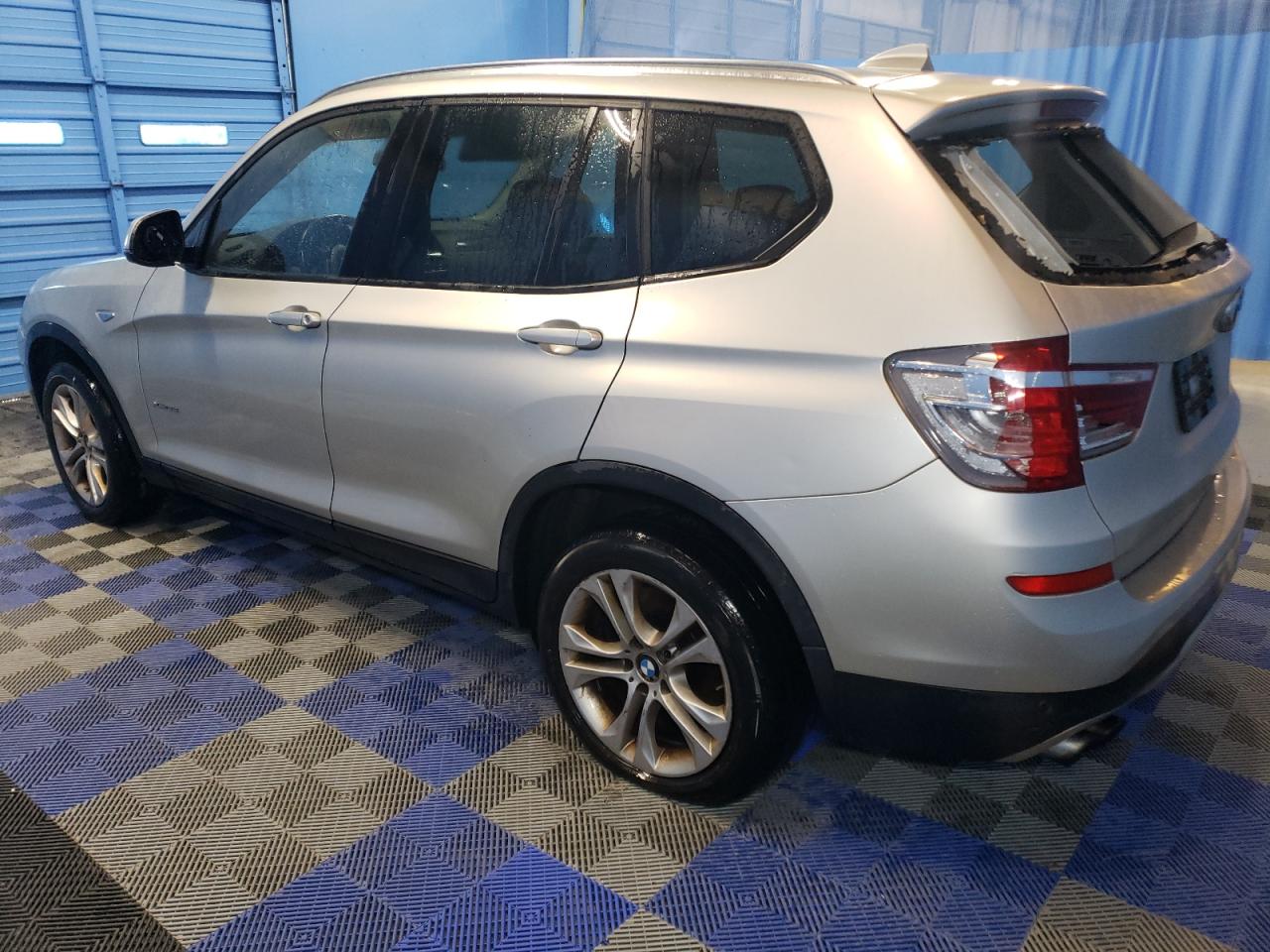 VIN 5UXWX7C56G0R17460 2016 BMW X3 no.2