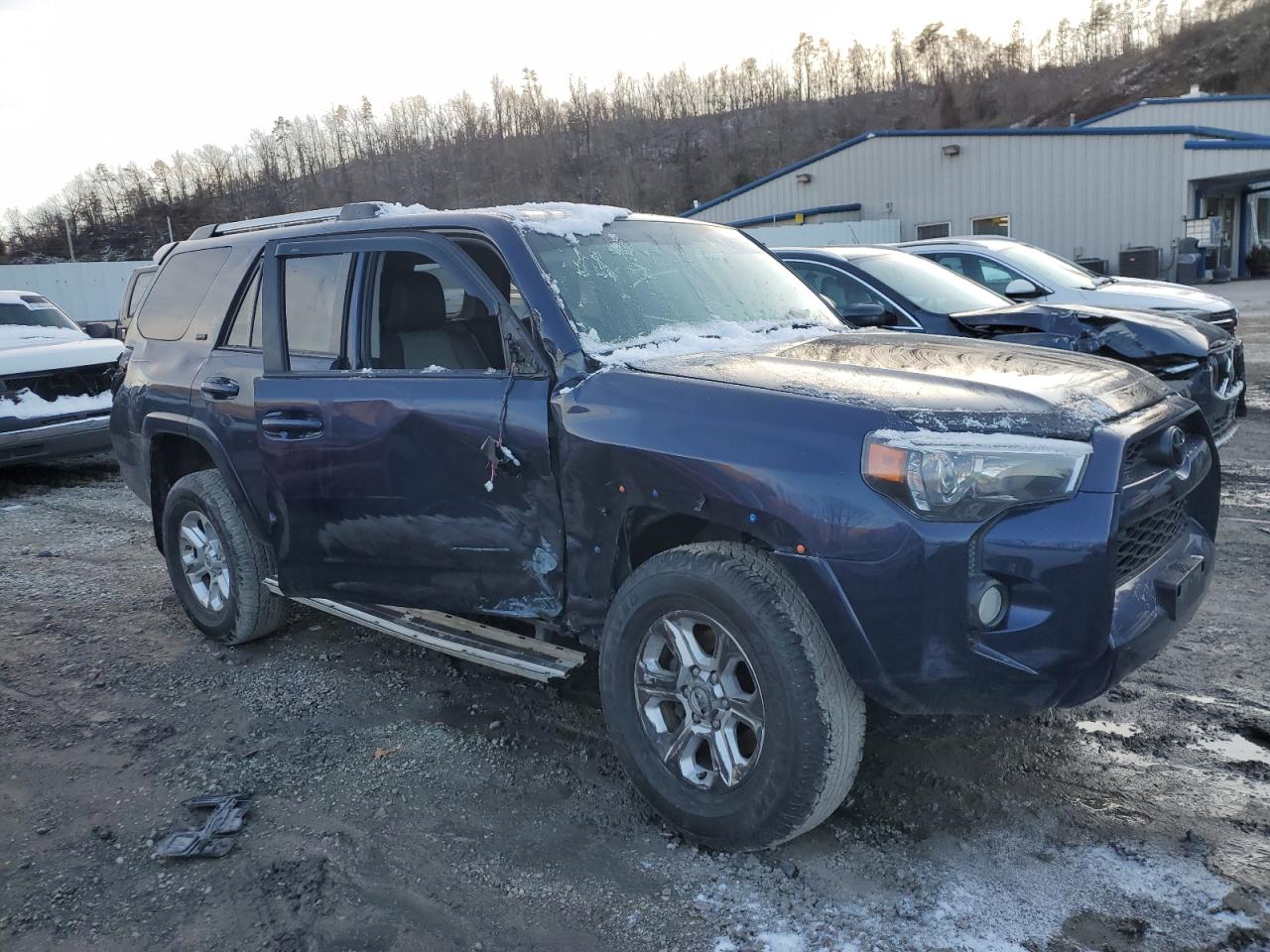 VIN JTEBU5JR9K5721152 2019 TOYOTA 4RUNNER no.4