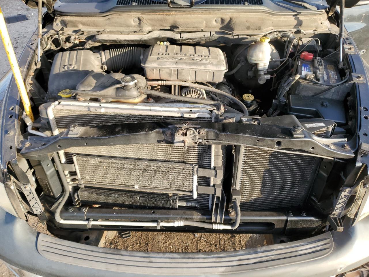 2003 Dodge RAM - Image 12
