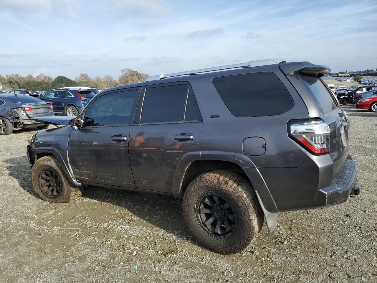 2018 Toyota 4Runner - Image 2