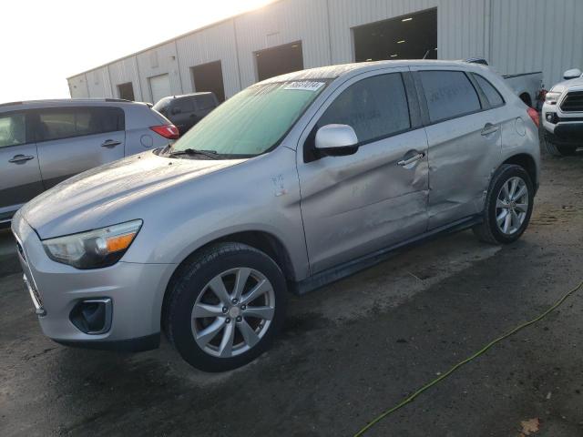  MITSUBISHI OUTLANDER 2015 Srebrny