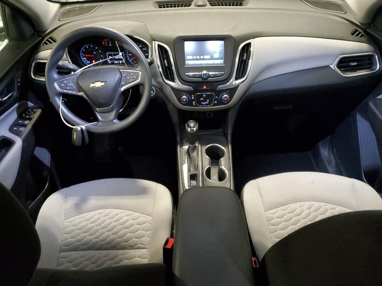 2018 Chevrolet Equinox - Image 8