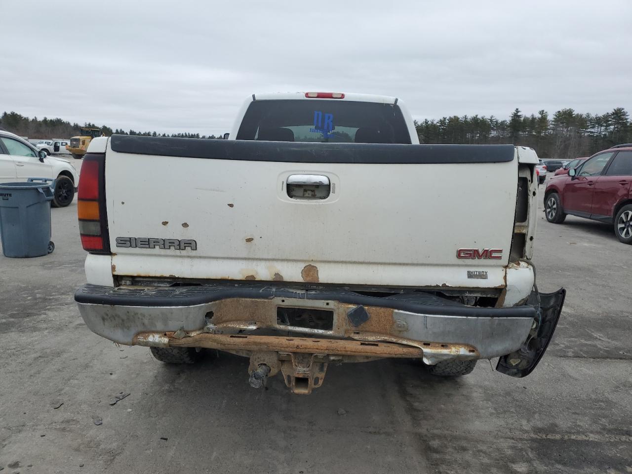 2005 GMC Sierra - Image 6