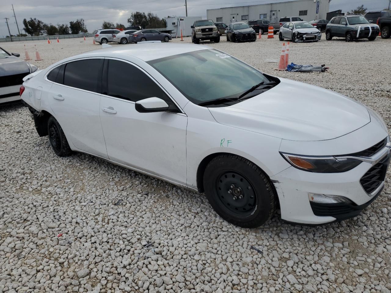 2020 Chevrolet Malibu - Image 4