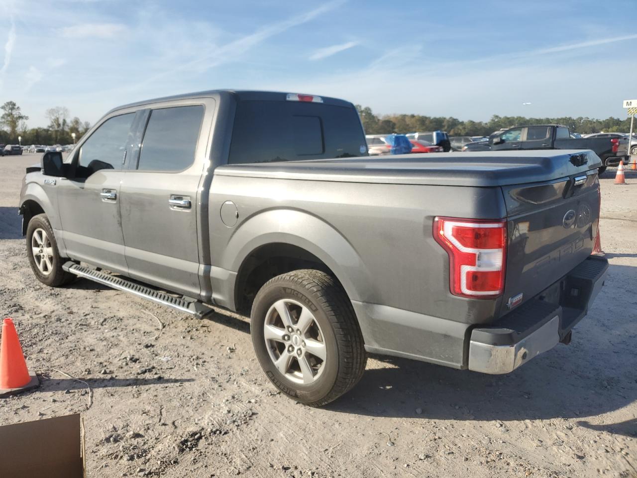 1FTEW1C50JKC62267 2018 FORD F-150 - Image 2