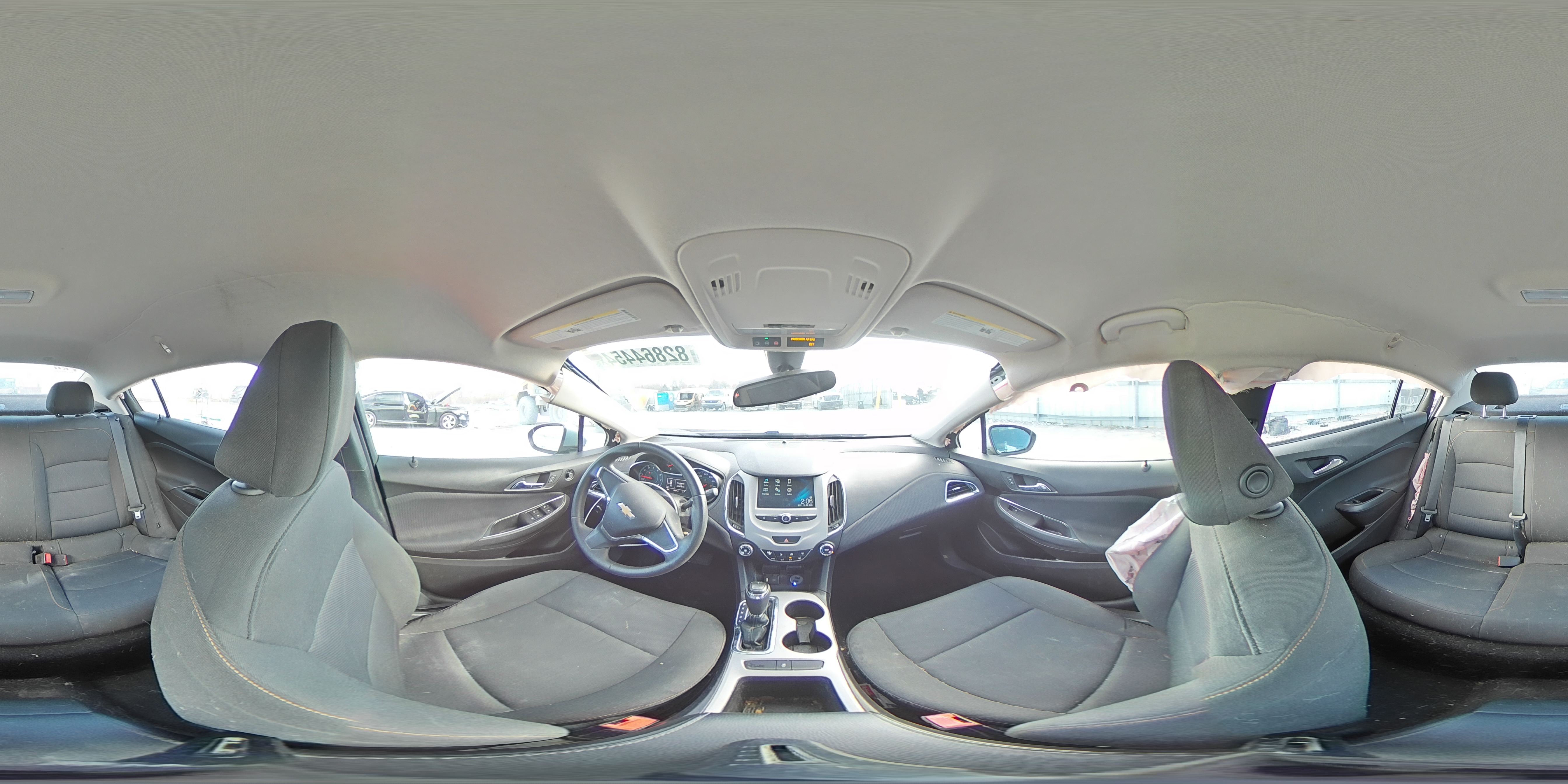 2018 Chevrolet Cruze - Image 12