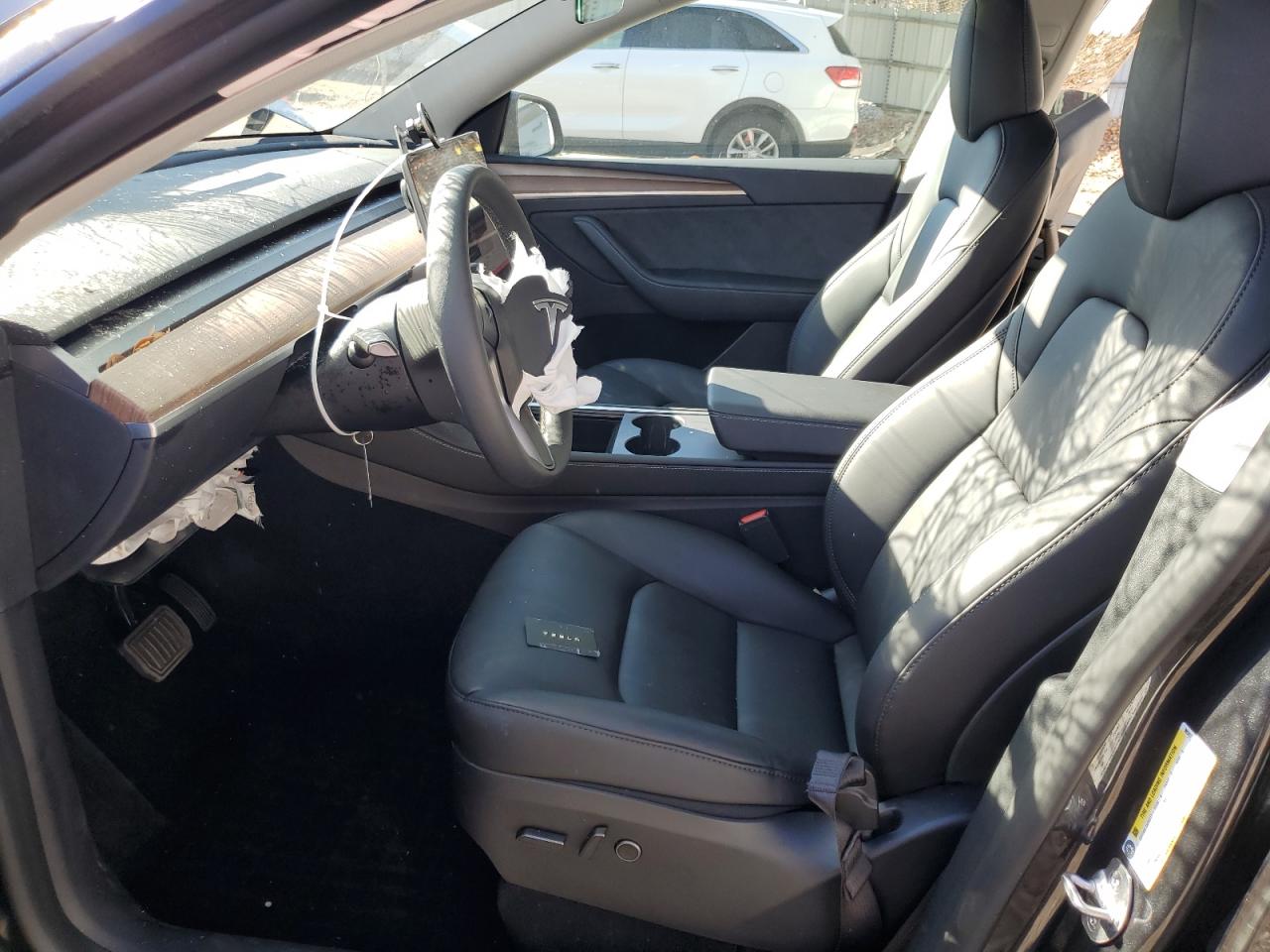 2024 Tesla Model Y VIN: 7SAYGDEE3RF995207 Lot: 86580494