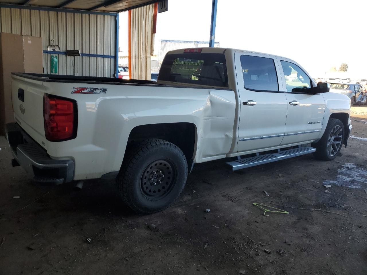 2014 Chevrolet Silverado - Image 3