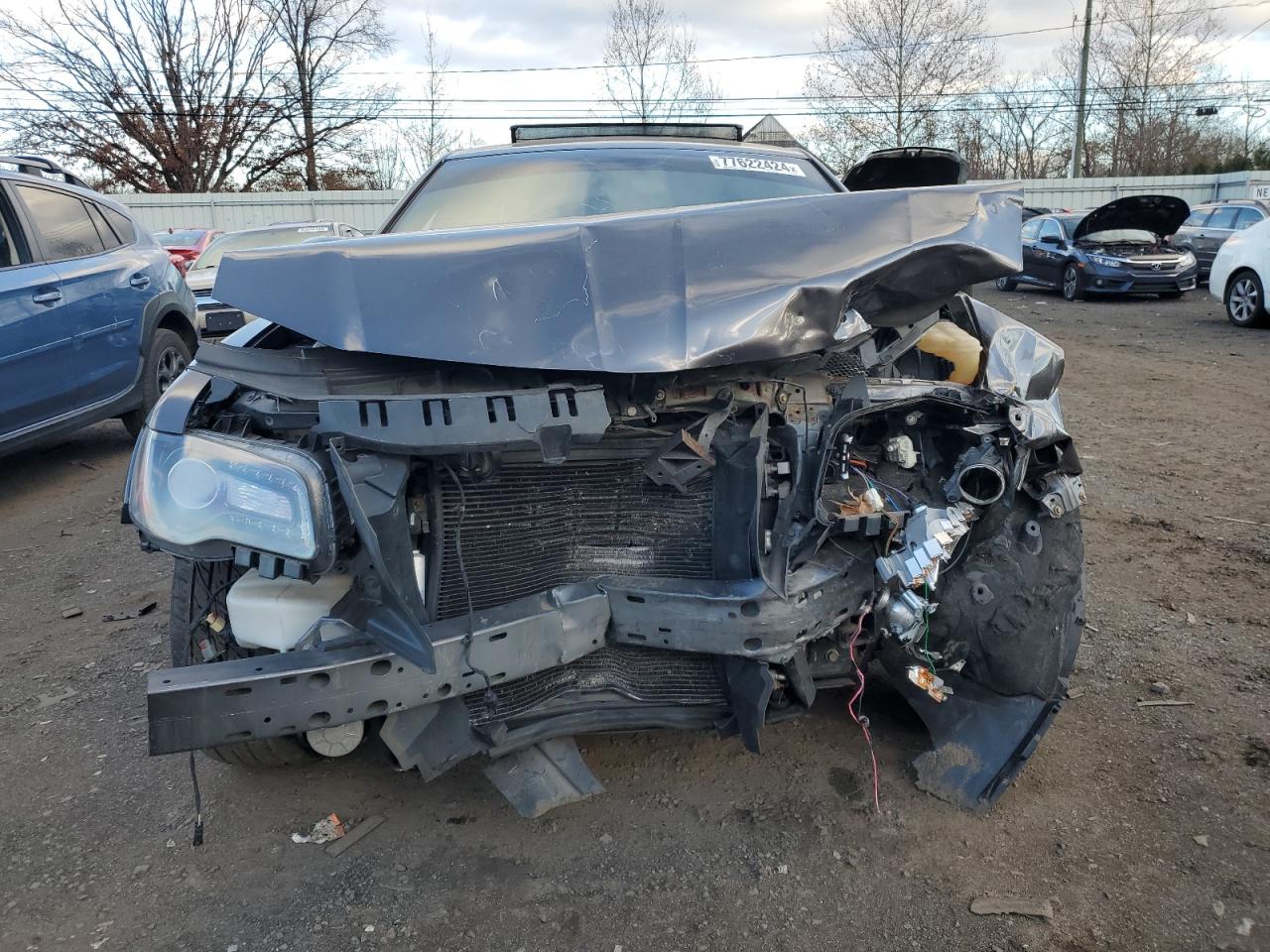 2014 Chrysler 300 - Image 5