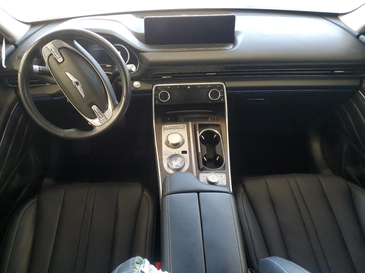 2024 Genesis GV80 - Image 8