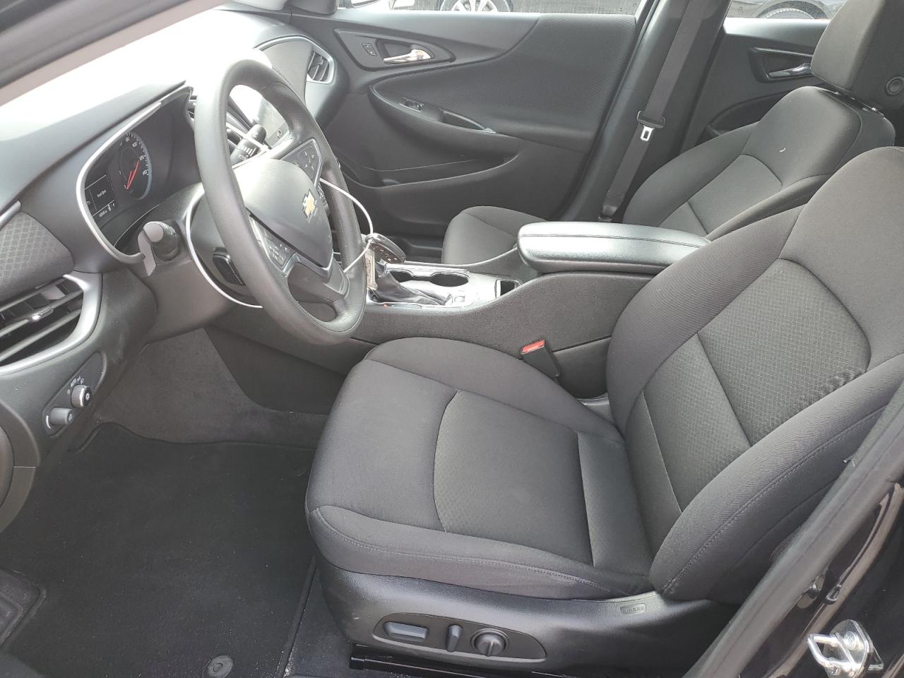 2023 Chevrolet Malibu - Image 7