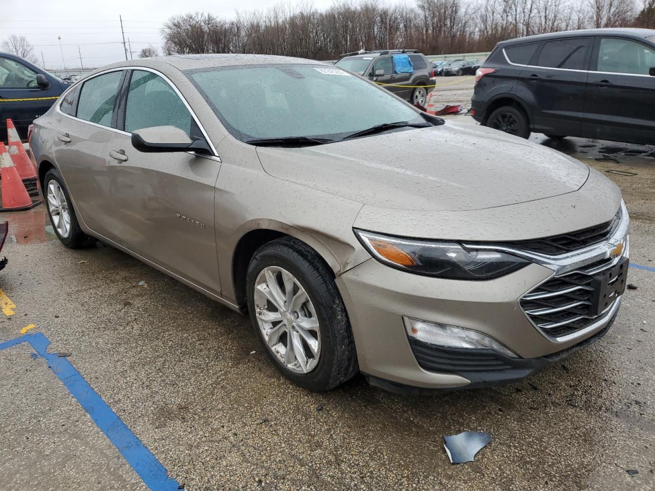 2022 Chevrolet Malibu - Image 4