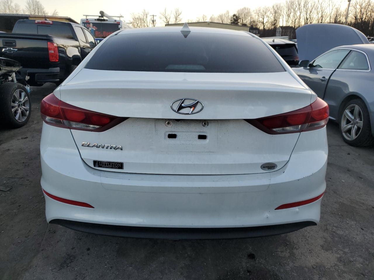 2018 Hyundai Elantra - Image 6