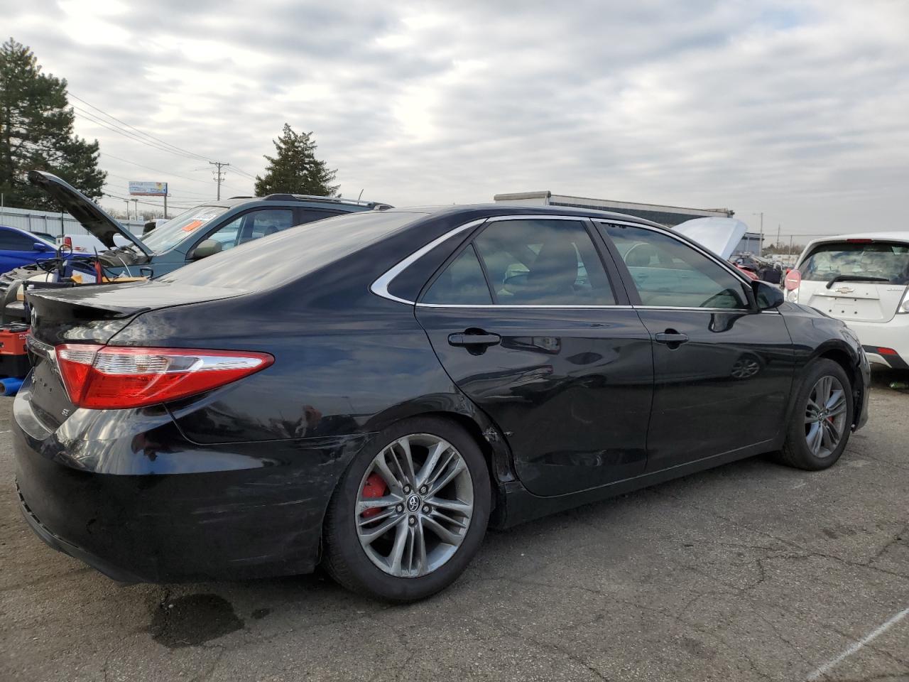 2015 Toyota Camry - Image 3