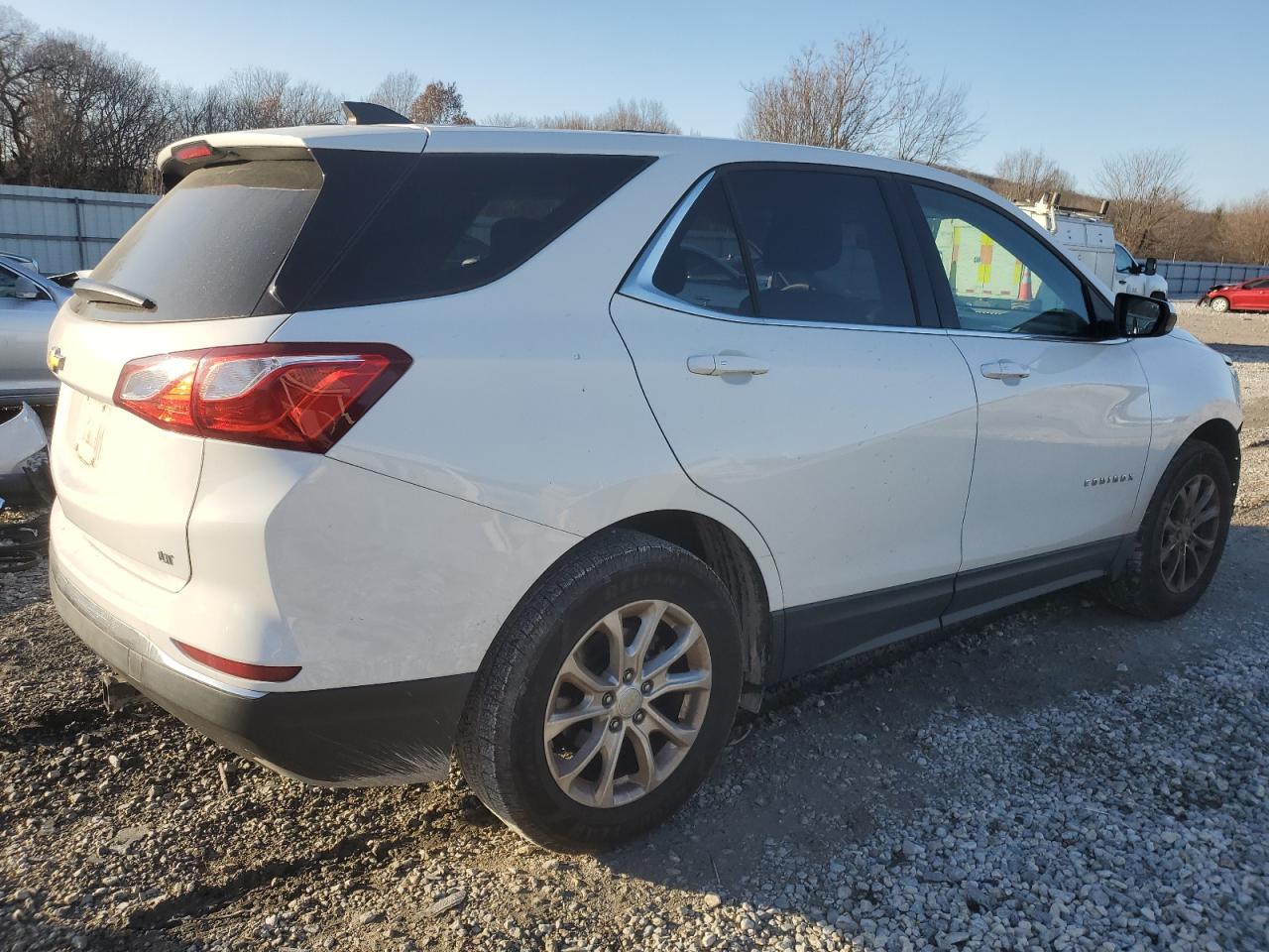 2018 Chevrolet Equinox - Image 3
