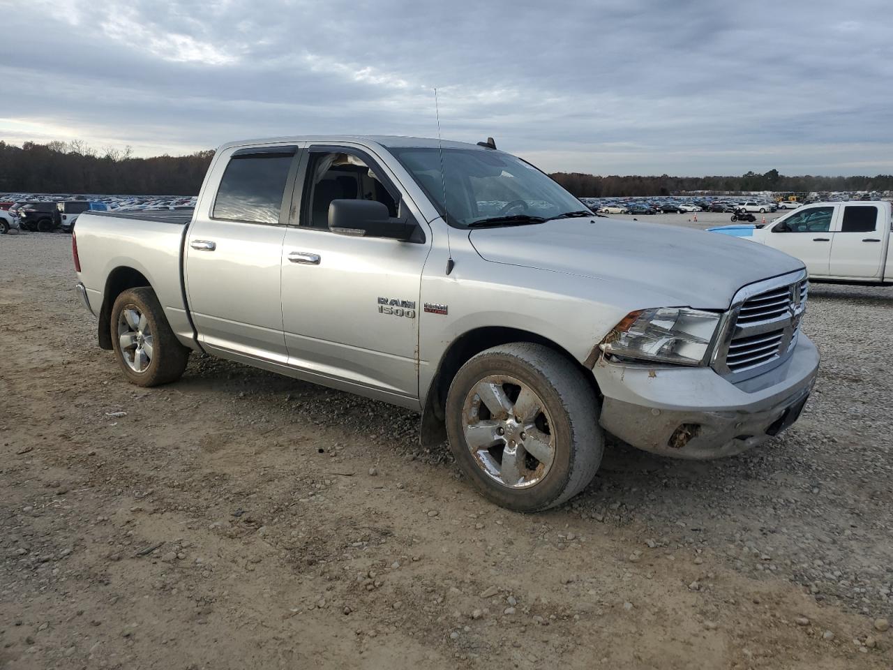 VIN 3C6RR6LT5GG375918 2016 RAM 1500 no.4