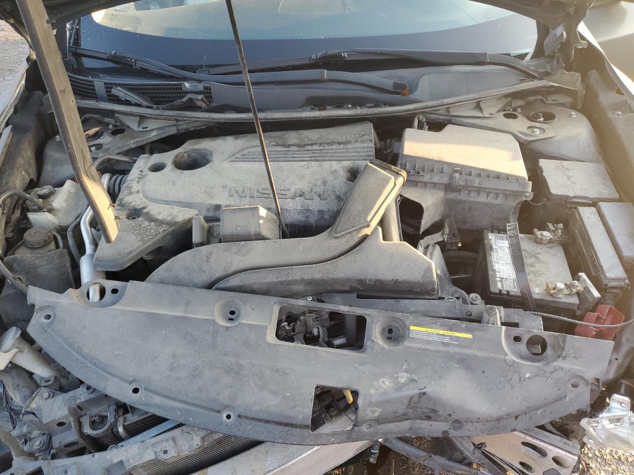 2017 Nissan Altima - Image 12
