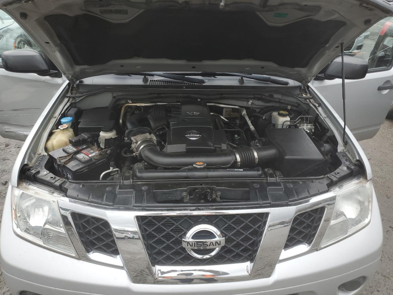 2012 Nissan Navara (Frontier) - Image 11