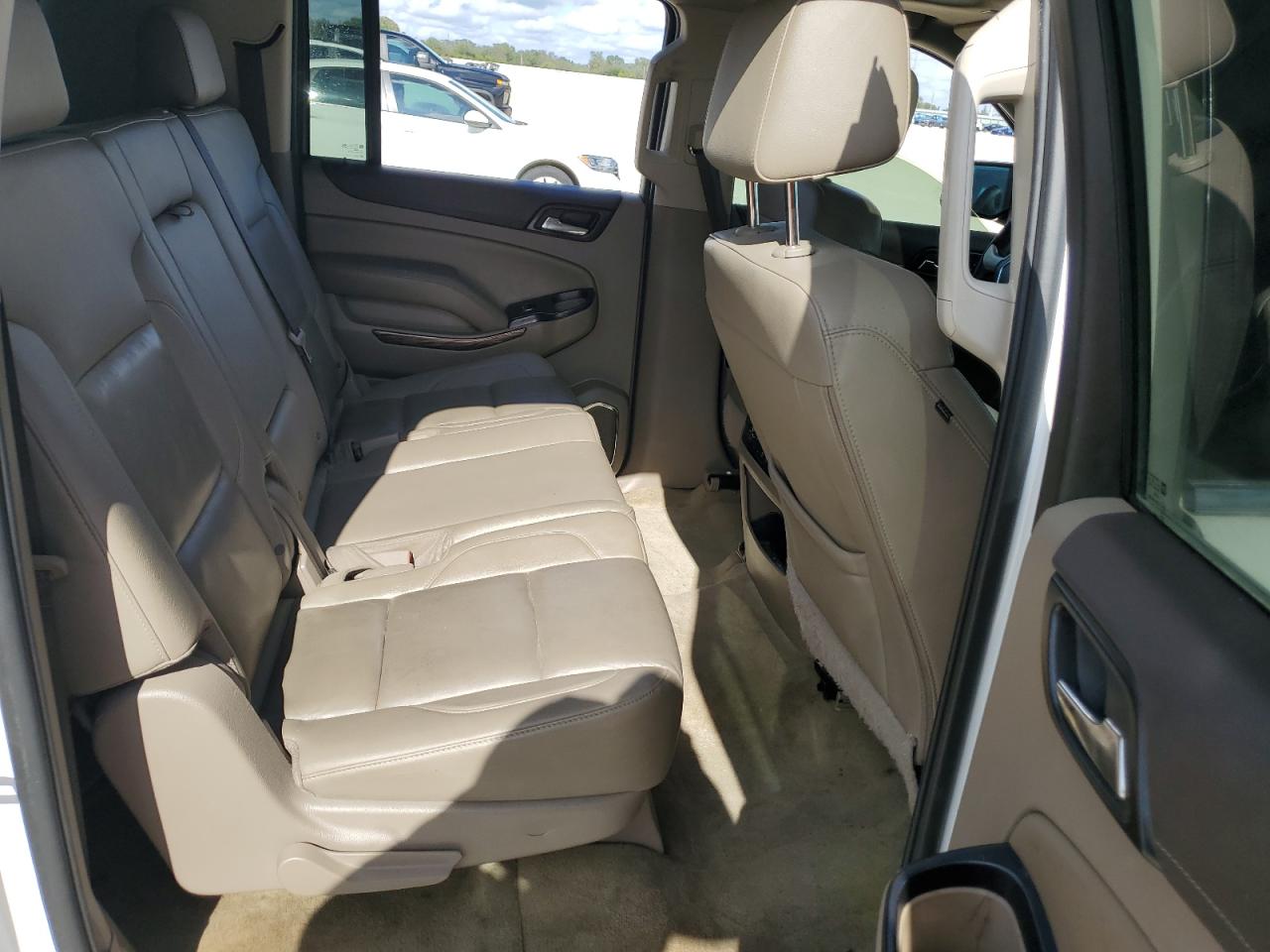 2018 GMC Yukon - Image 11
