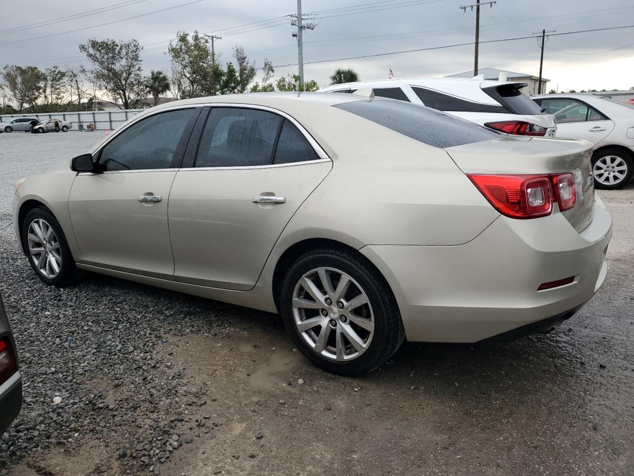 2013 Chevrolet Malibu - Image 2
