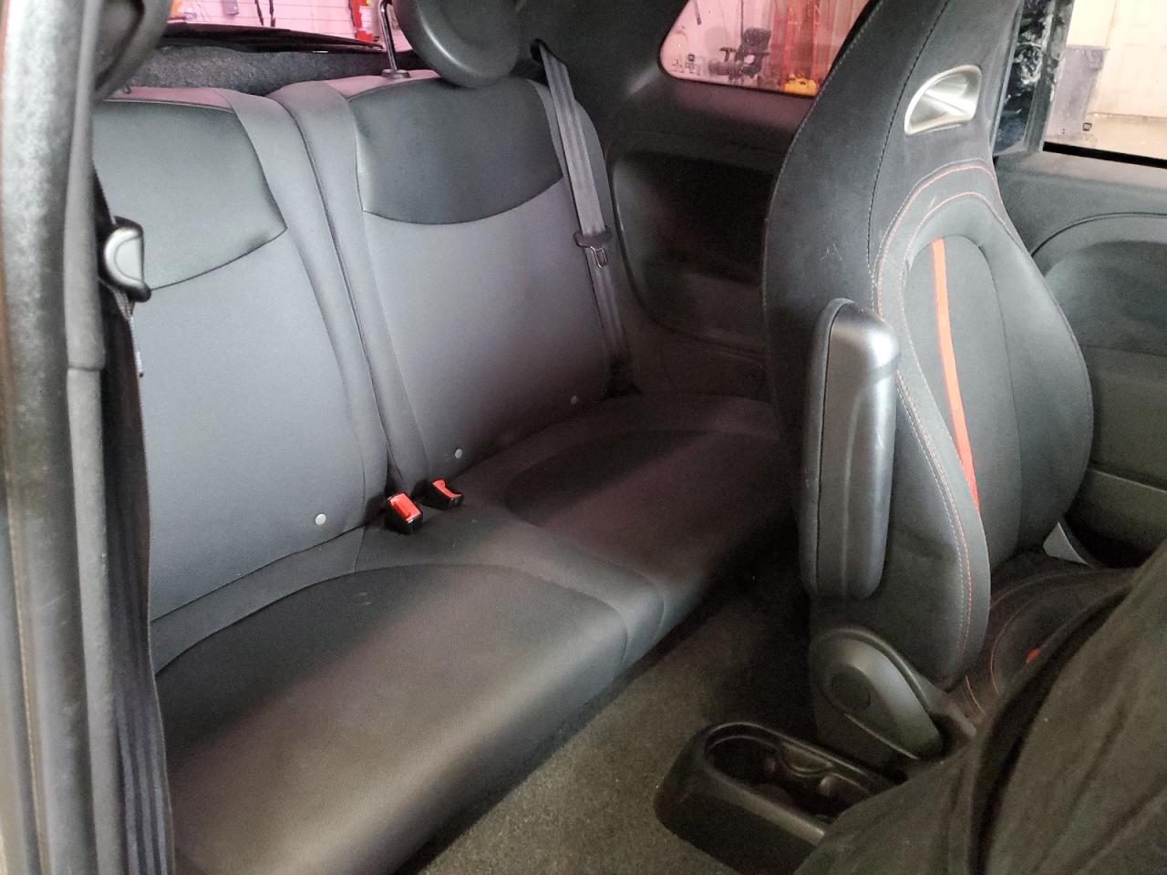 2013 Fiat 500 - Image 10