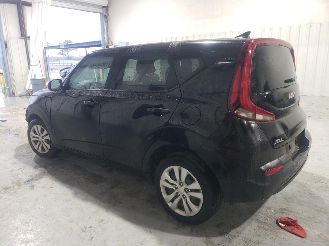 2022 Kia Soul - Image 2