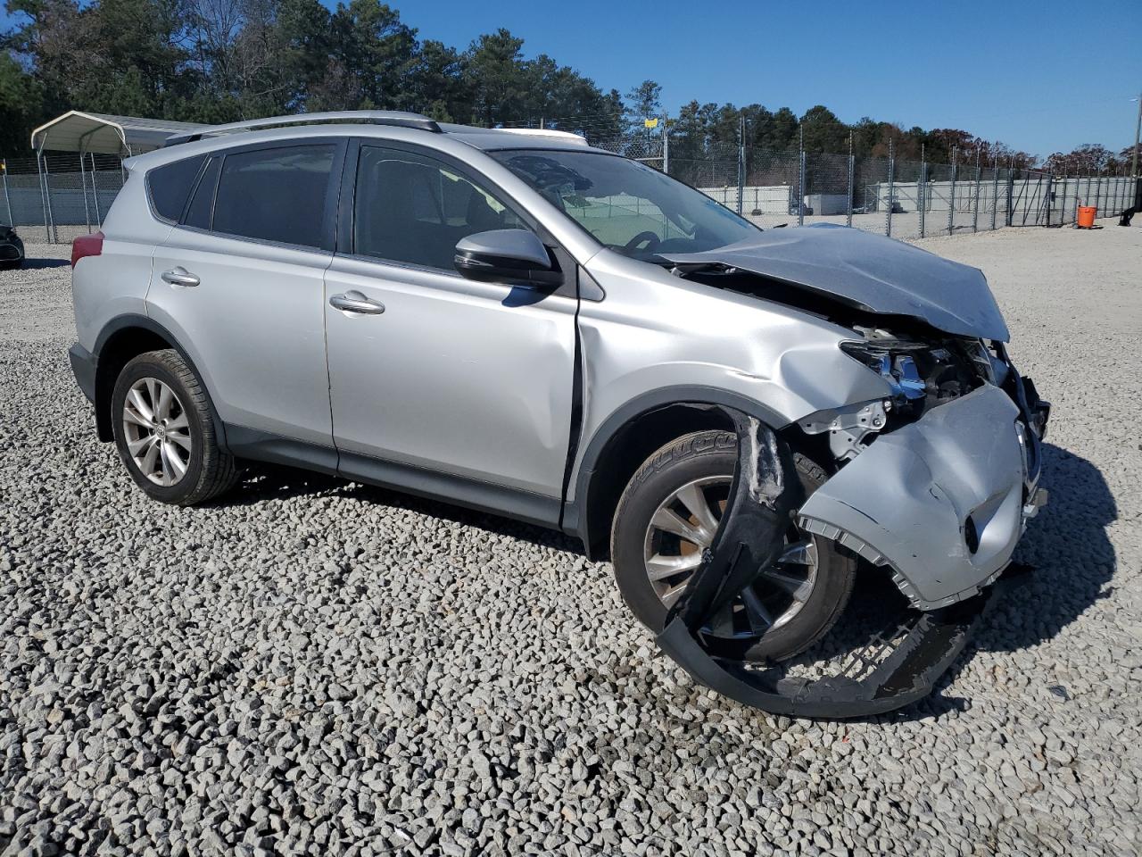 2015 Toyota RAV 4 - Image 4