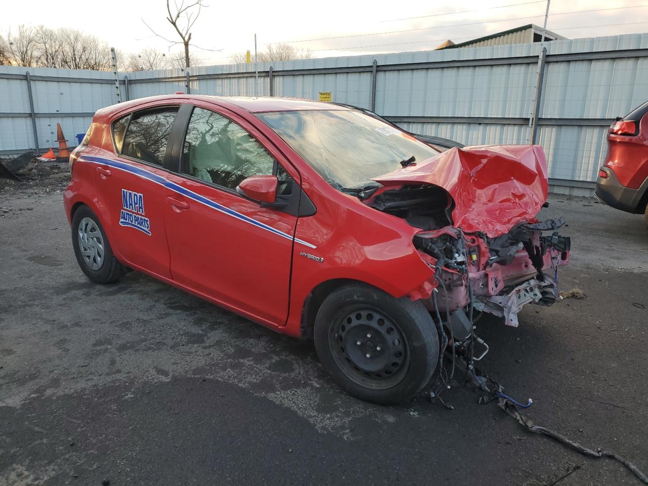 VIN JTDKDTB32G1138052 2016 TOYOTA PRIUS no.4