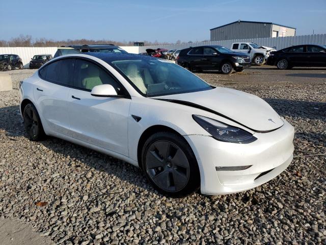  TESLA MODEL 3 2021 Білий