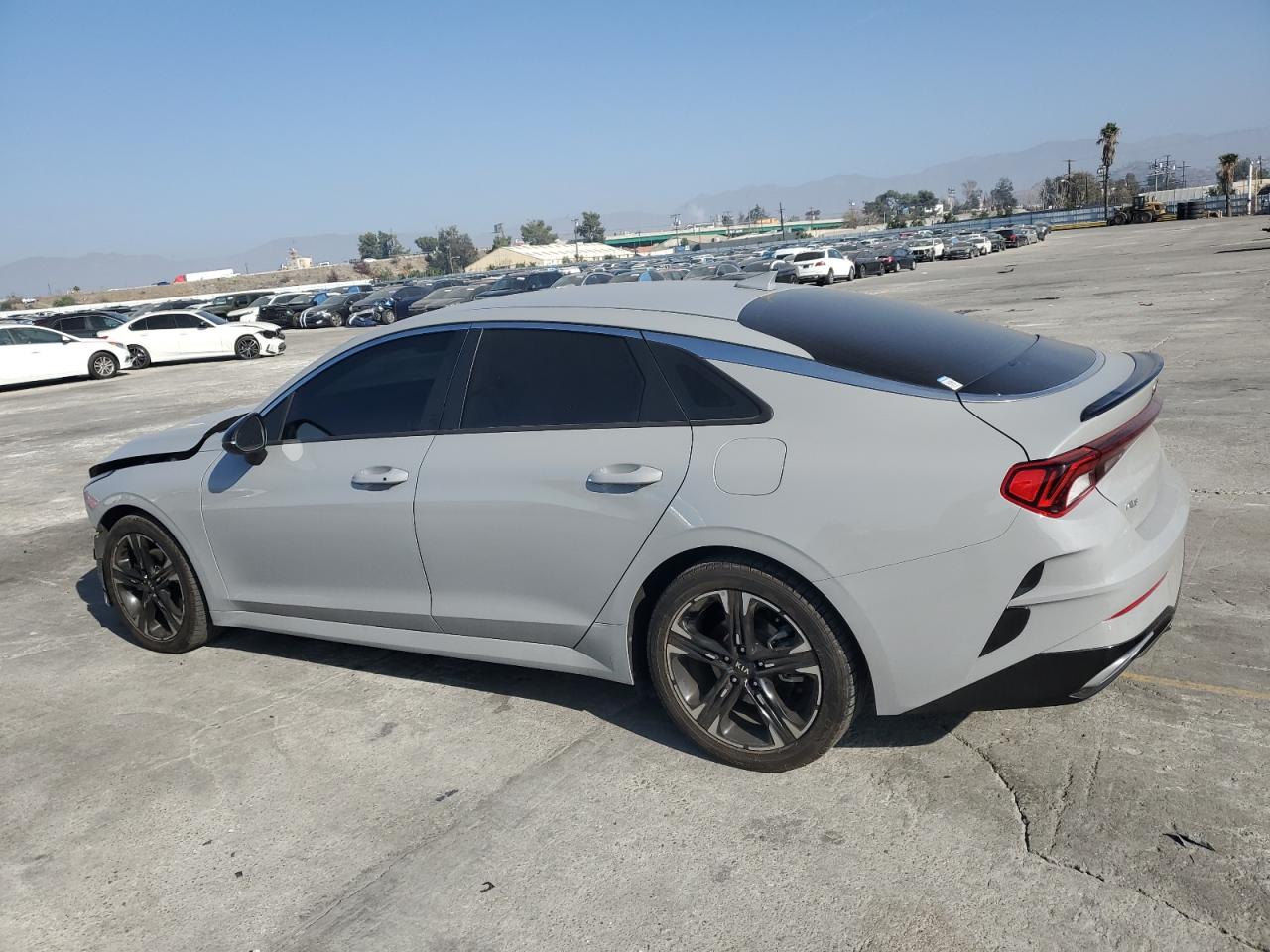2021 Kia K5 - Image 2