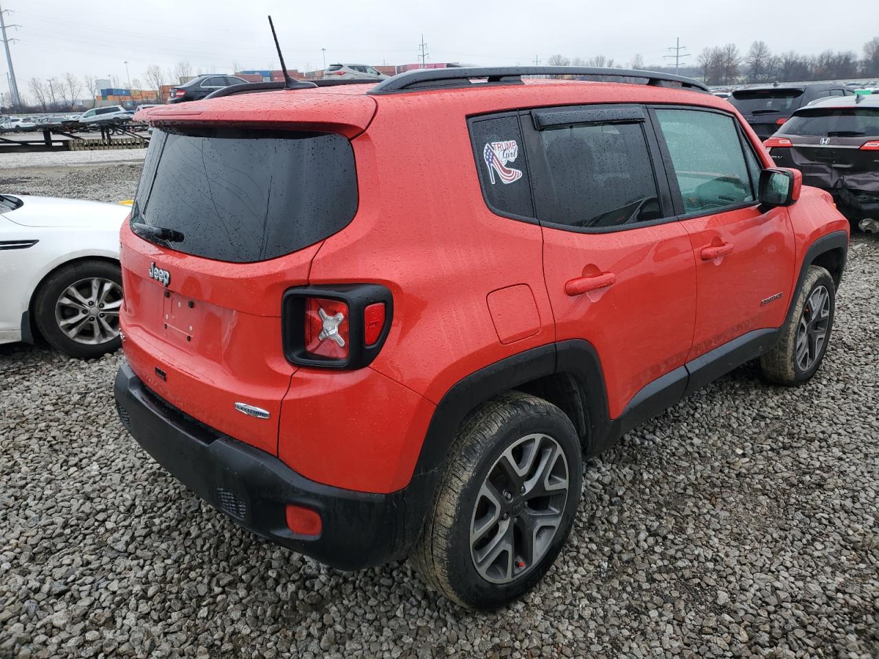 VIN ZACCJBBB4HPE63897 2017 JEEP RENEGADE no.3