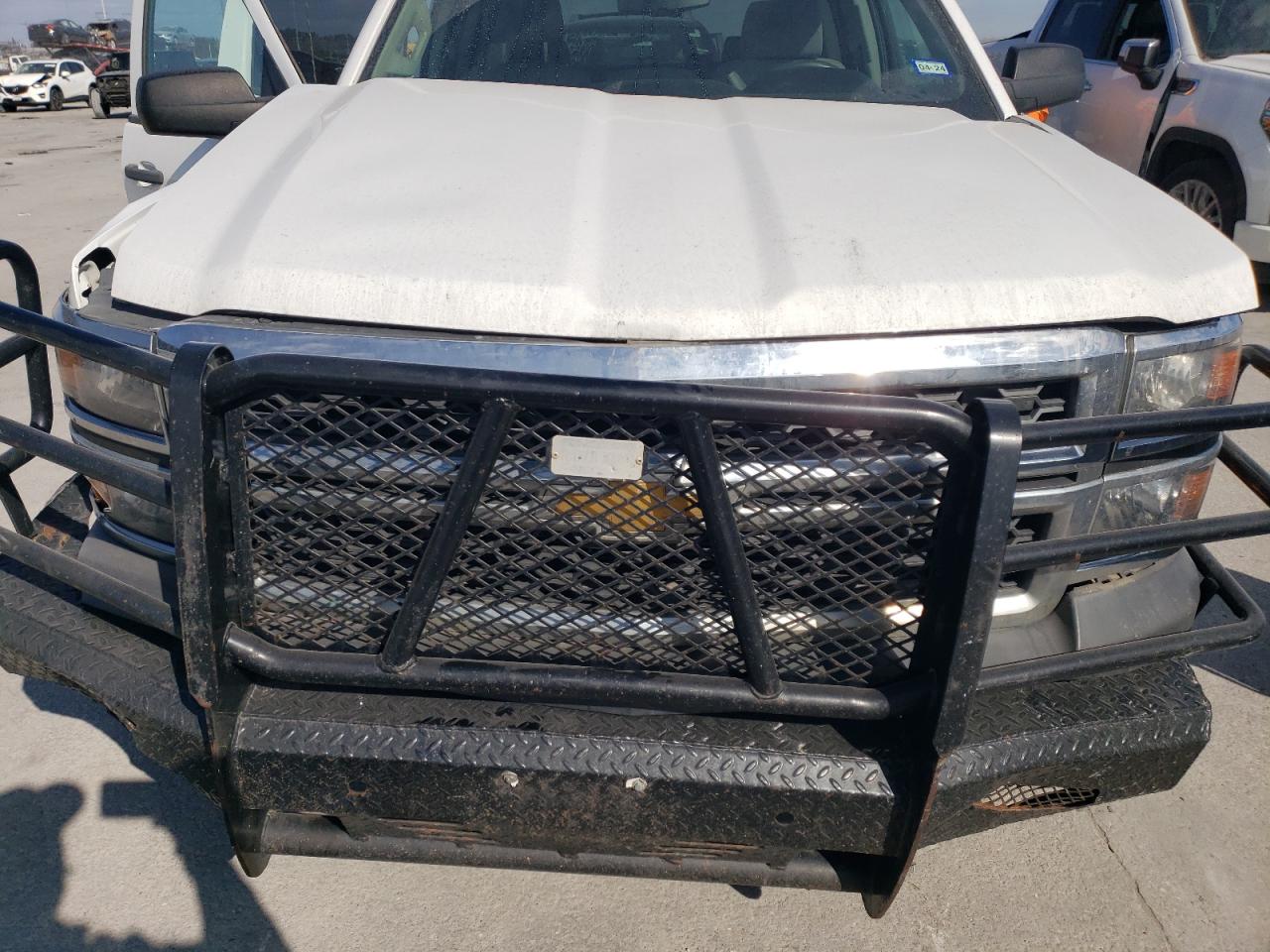 2014 Chevrolet Silverado - Image 11