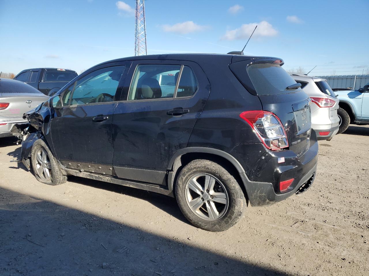 2019 Chevrolet Trax - Image 2