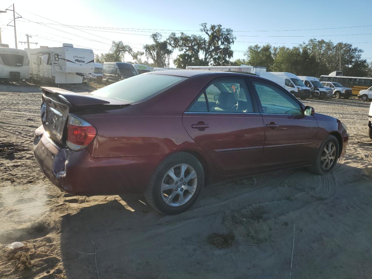 2005 Toyota Camry - Image 3