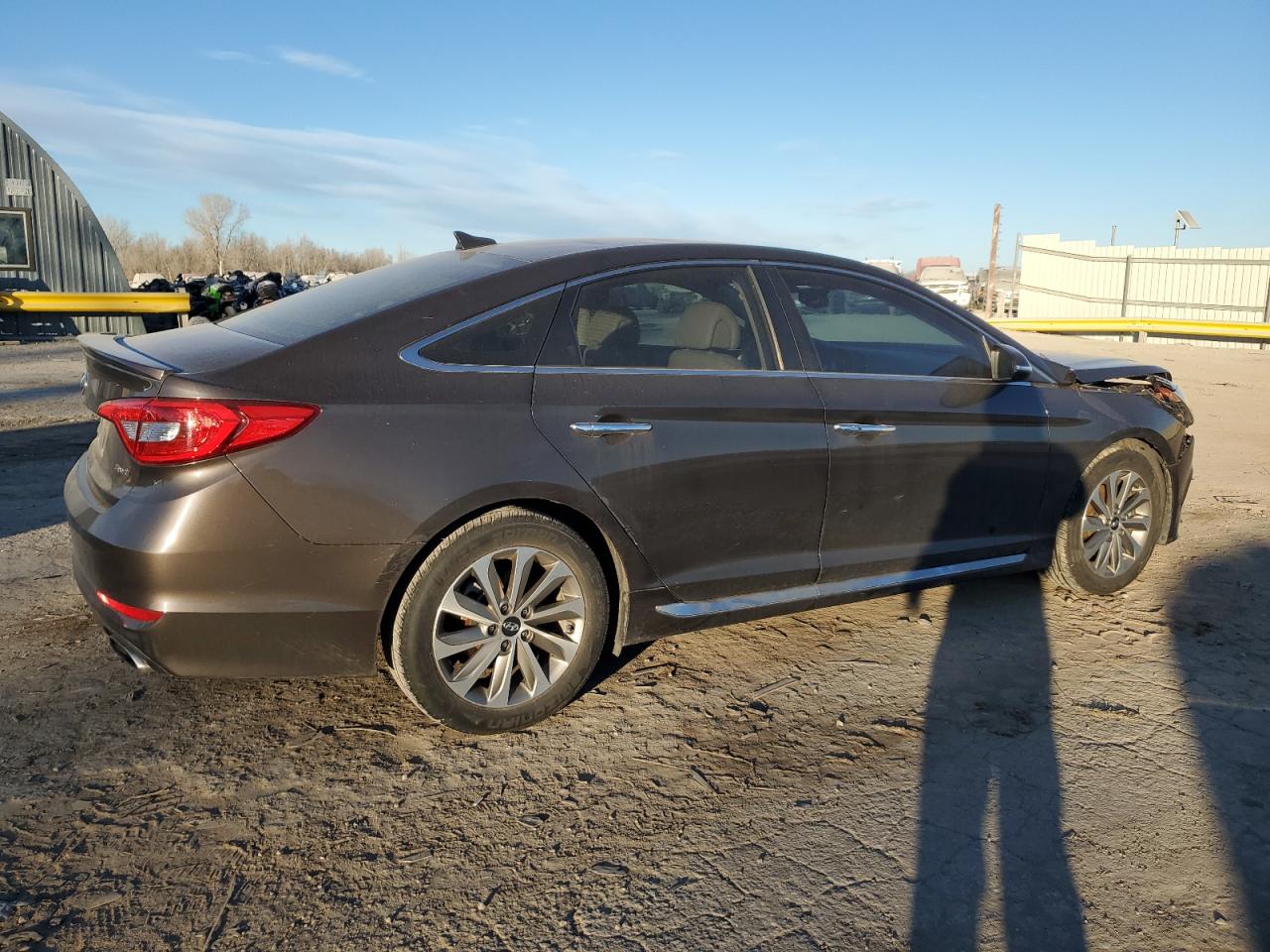 2015 Hyundai Sonata - Image 3