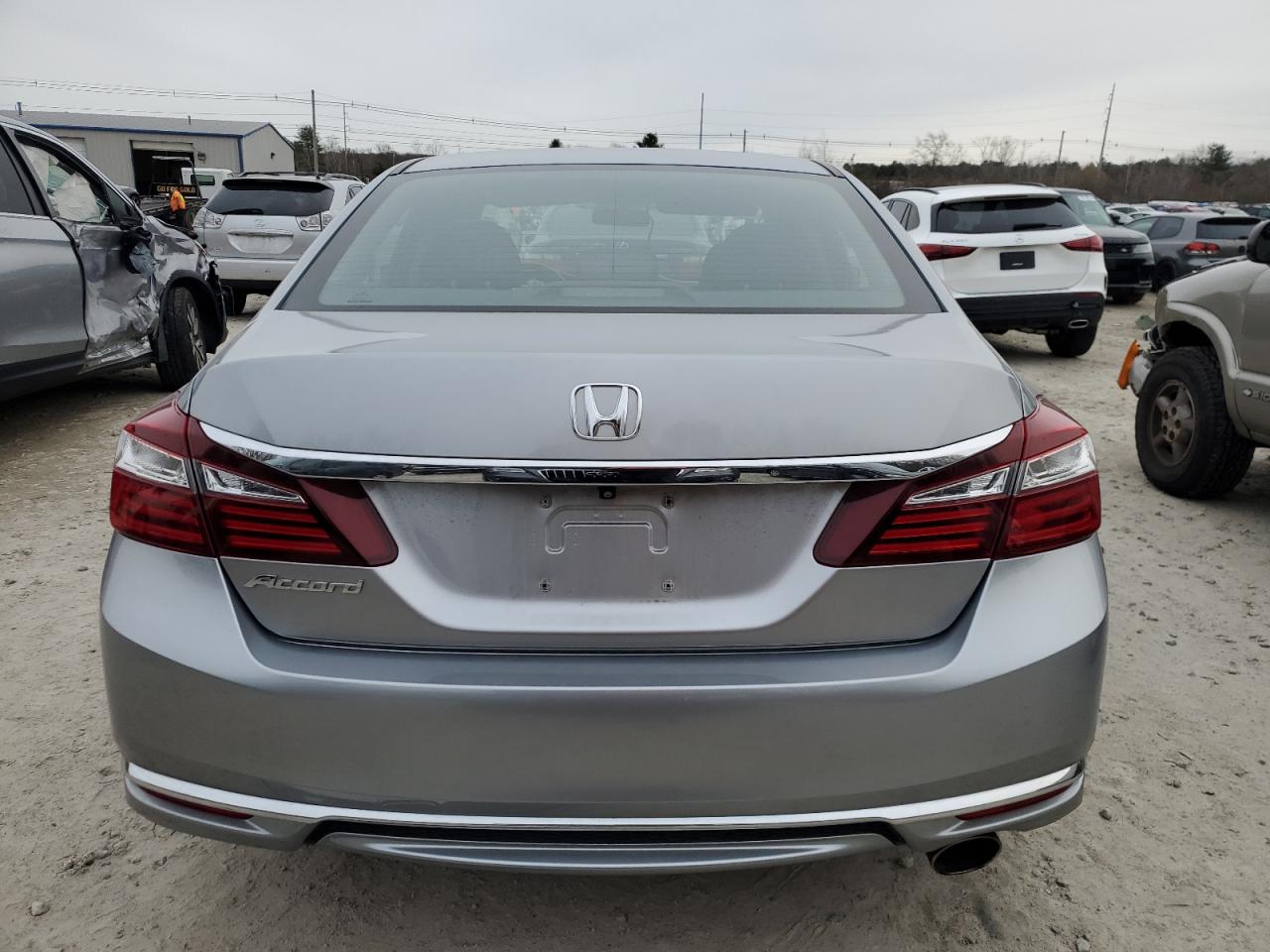 VIN 1HGCR2F38GA092299 2016 HONDA ACCORD no.6