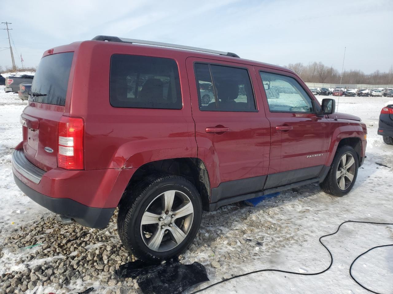 VIN 1C4NJRFB5GD573642 2016 JEEP PATRIOT no.3