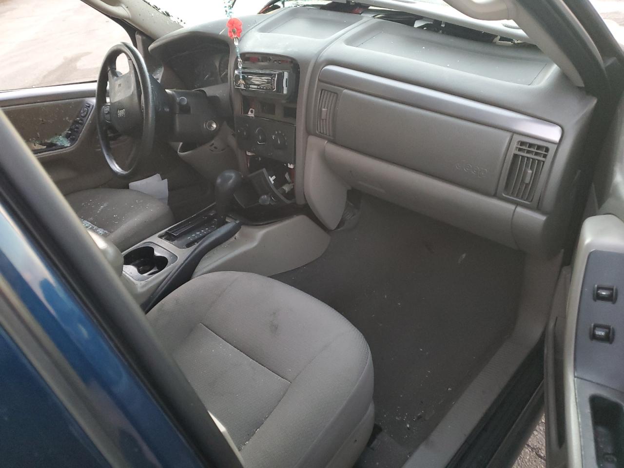 2003 Jeep Grand Cherokee - Image 8