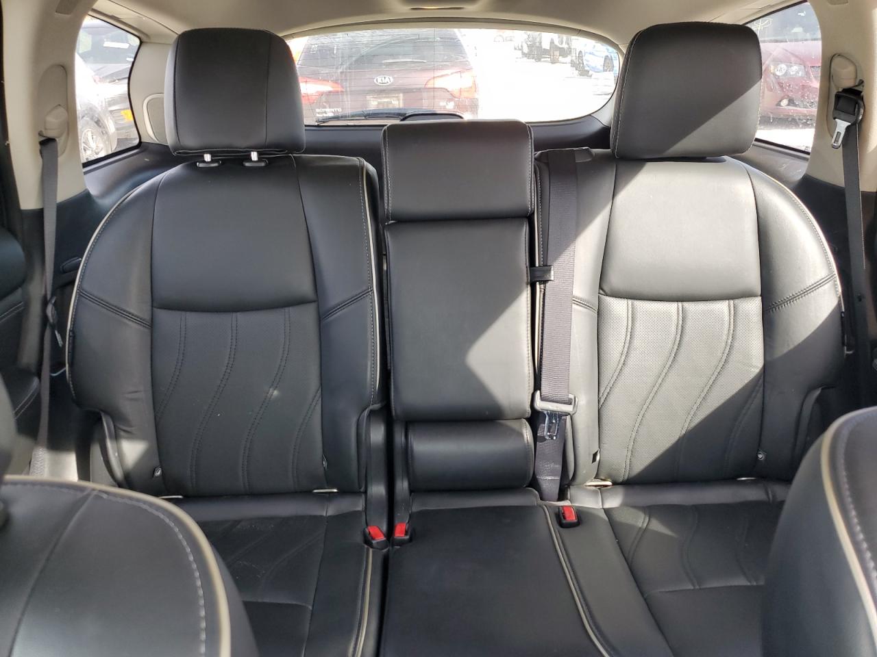 2018 Infiniti QX60 - Image 10