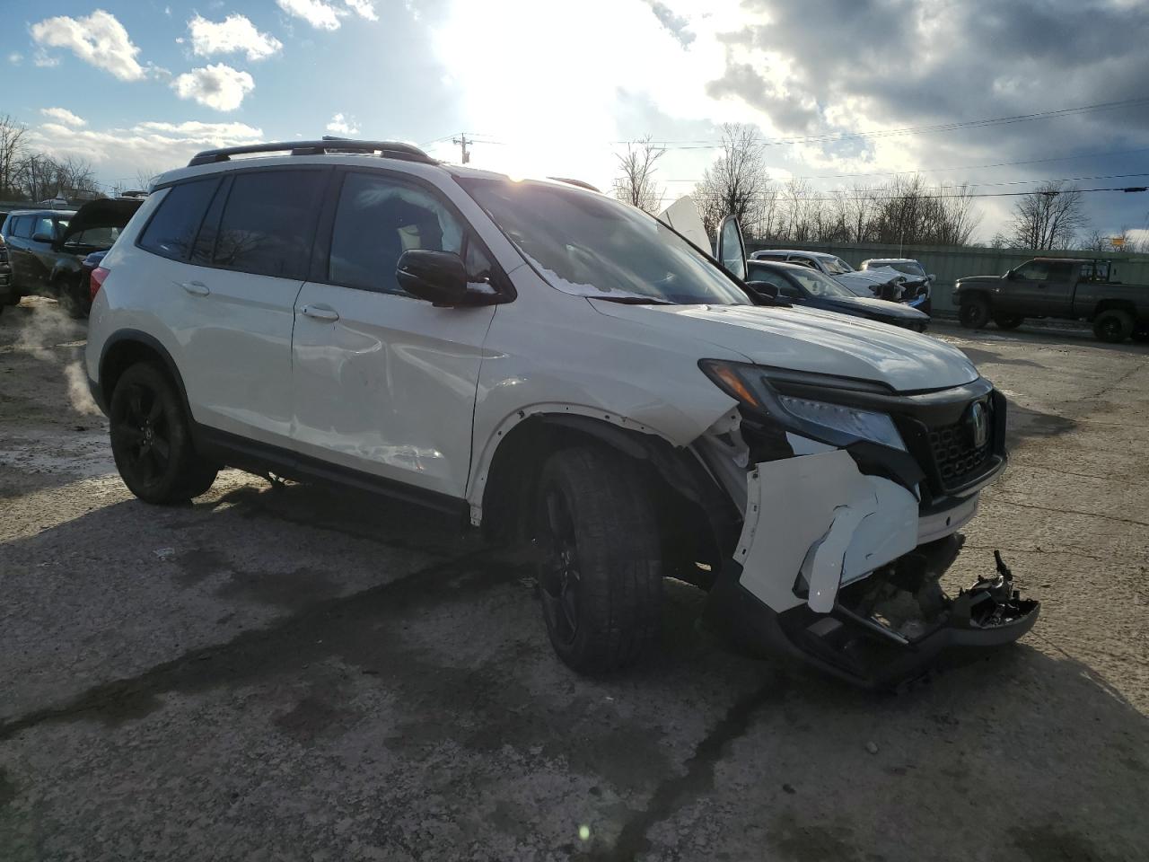2019 Honda Passport - Image 4