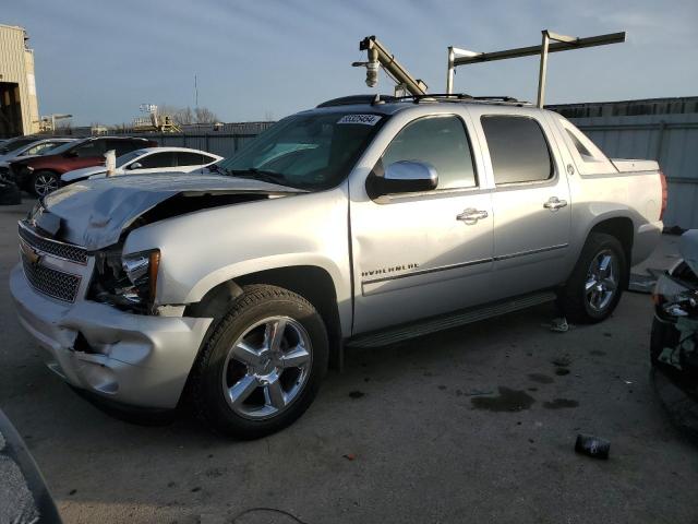 Pickups CHEVROLET AVALANCHE 2013 Gray