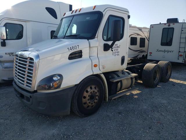 2016 Freightliner Cascadia 113 