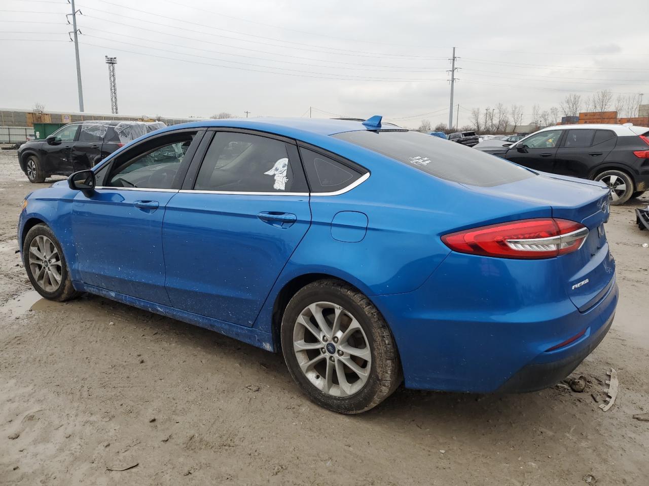 2019 Ford Fusion - Image 2
