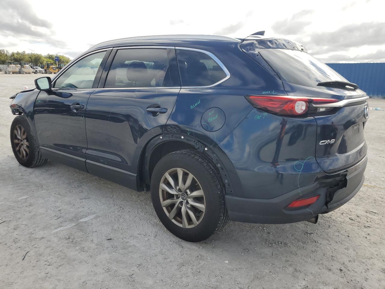 2019 Mazda CX-9 - Image 2