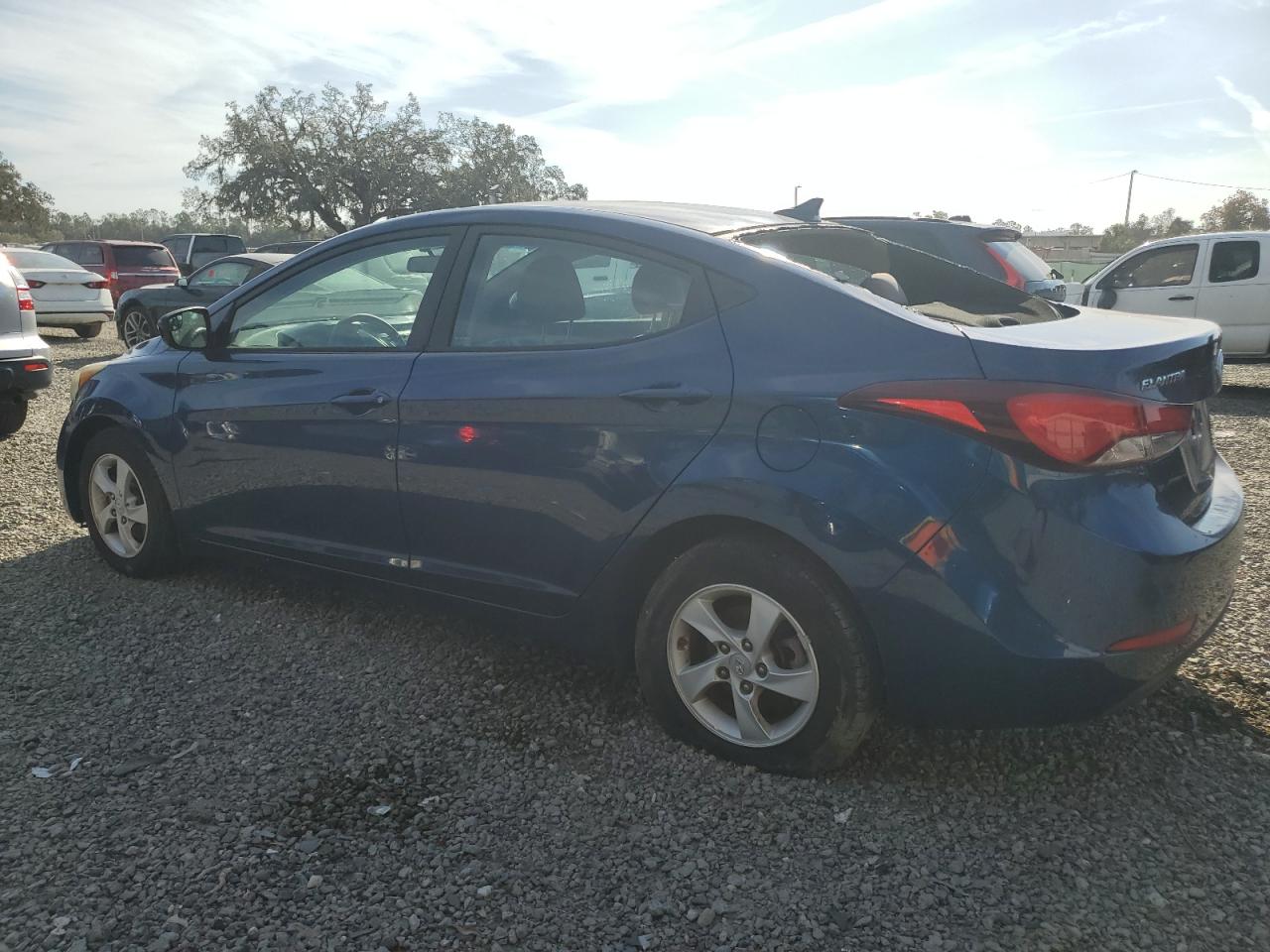 VIN 5NPDH4AE3FH650433 2015 HYUNDAI ELANTRA no.2